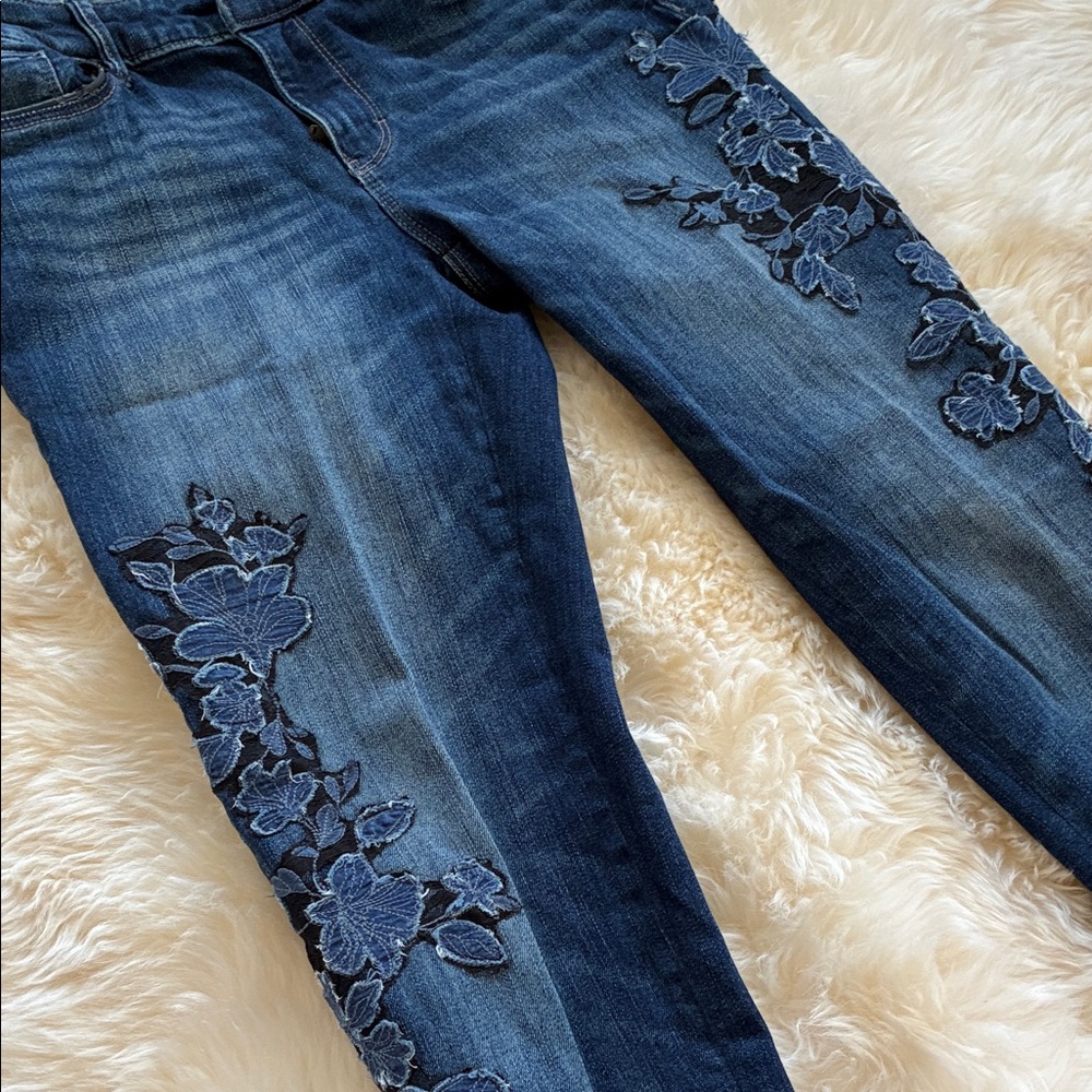 White House Black Market Jeans - Picture 2 of 8